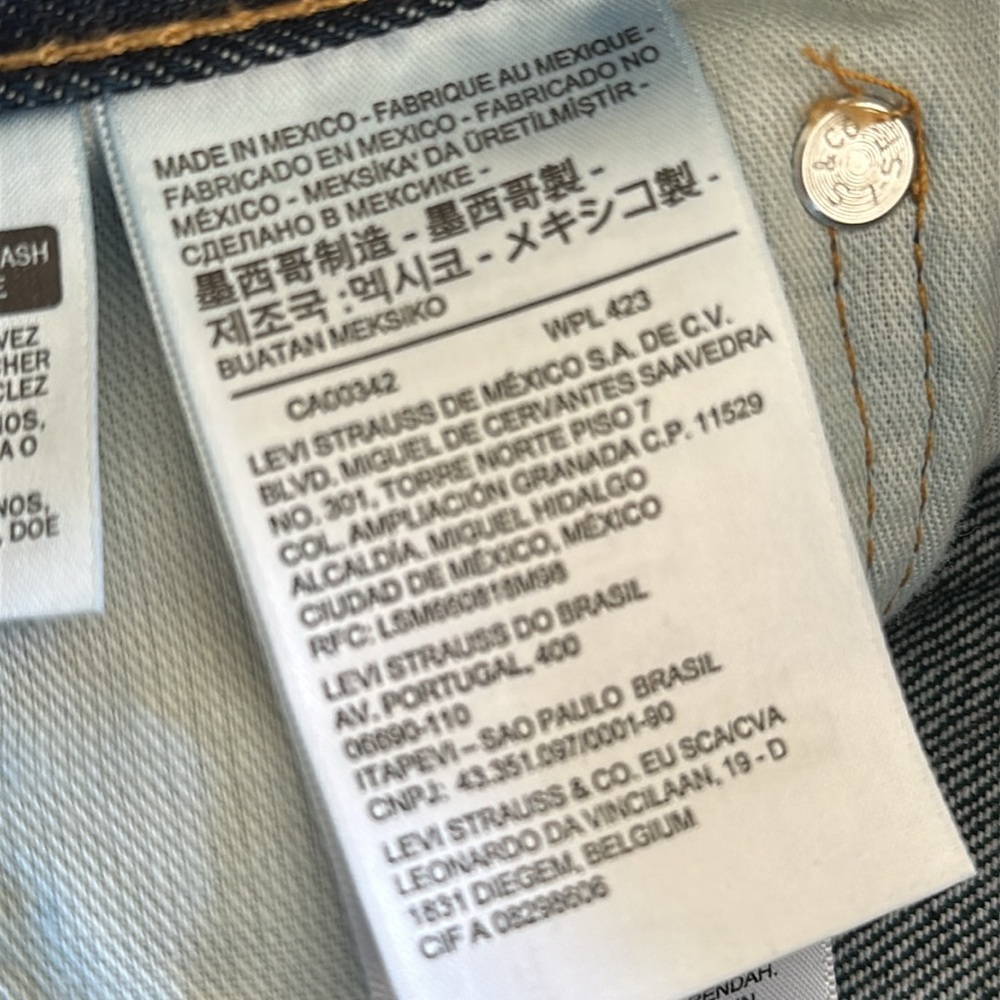 Levi’s 505 dark wash blue jeans. W 33 L 34 100% cotton zip fly new condition - Picture 7 of 7